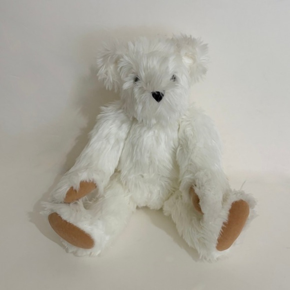 VERMONT TEDDY BEAR White Plush Jointed Bear 17" Stuffed Animal Made in USA 2009